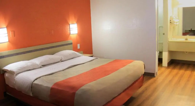 Номер Standard Motel 6-Enfield, CT - Hartford
