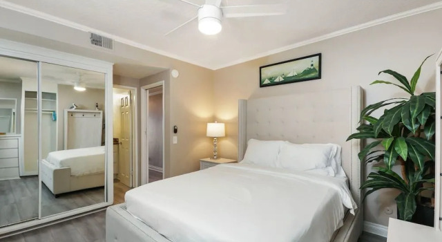 Lower Beach Front Escape Unit A