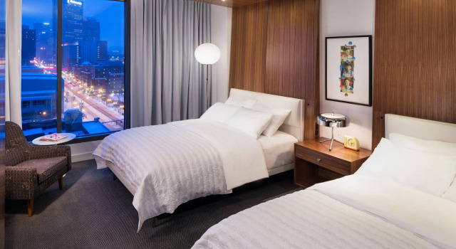 Четырёхместный номер Standard с видом на город Le Meridien Columbus, The Joseph