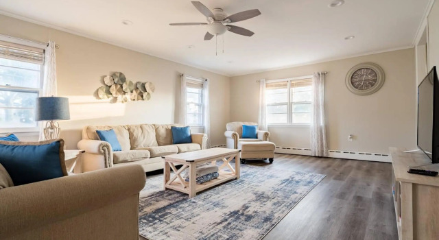 Spacious beach home ready for Family Memories!