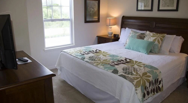Lucaya 3 Bedroom 2 Bath Townhome!