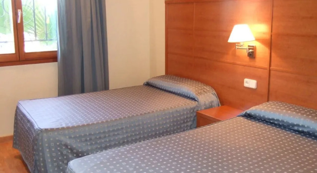 Трёхместный номер Standard Hotel Entresierras