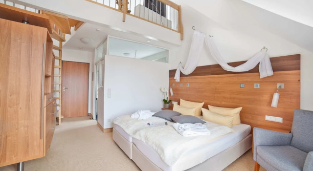 Люкс Luxury с балконом и с видом на город allgovia hotel garni