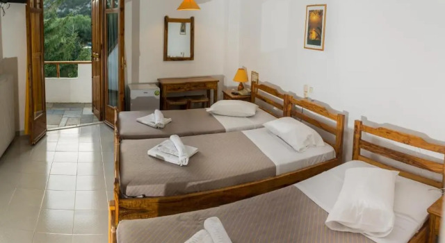 Трёхместный номер Standard Neos Omalos Hotel