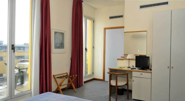 Standard Dreier Zimmer Hotel Italia