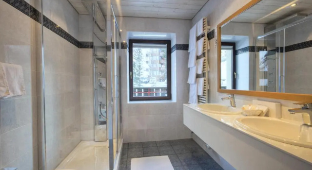 Номер Standard Hotel Gampen