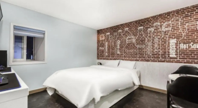 Yogi Motel
