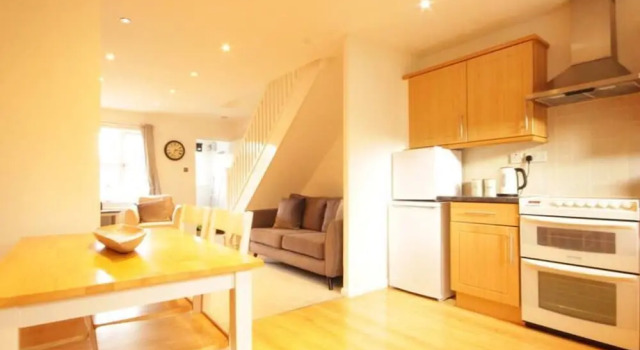 Коттедж Fantastic 2-bed House in Hull. Garden, Sky tv