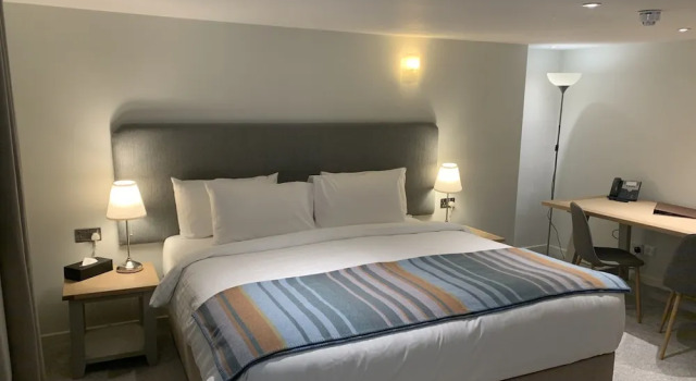 Llanerch Vineyard Hotel, Prenota Hotel Pontyclun Galles del Sud