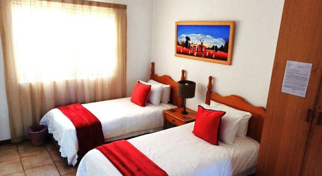 Апартаменты Economy Kleinmond Panorama Holidays