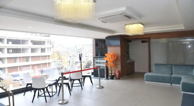 The Oaks Comforts, Забронировать Отель Отели штата Карнатаки с парковкой, Парковка