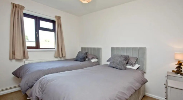 Wheal Jane- Beautifully Fitted Bungalow Helston Cornwall