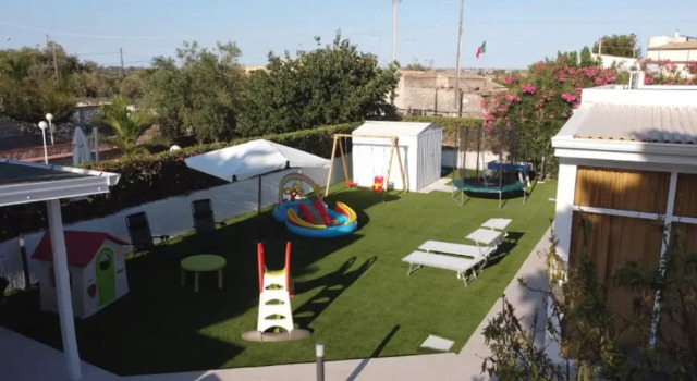 VILLA MARE BLUE - casa vacanze a 150m dal mare, Book Villa Villas in Terrauzza, Villa