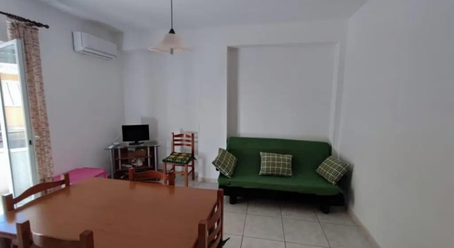 Апартаменты via dei pini n°63 int. 1