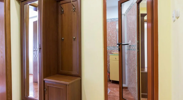 FM Luxury 1-BDR Apartment - Vesela's