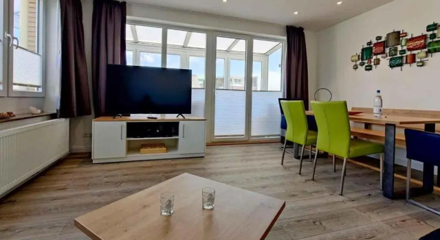 Grosse-Ferienwohnung-14-mit-Meerblick-und-Strandkorb-im-Haus-Seeluft-in-Duhnen