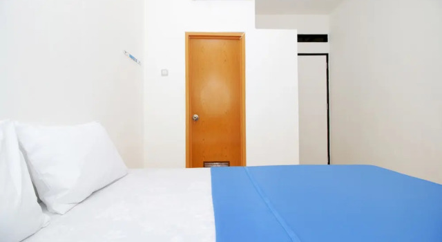 Номер Standard Kamar Keluarga Haji Peeng Syariah