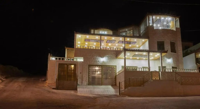 Basant Villa, Book Villa Hotels in Petra with Parking, Parking