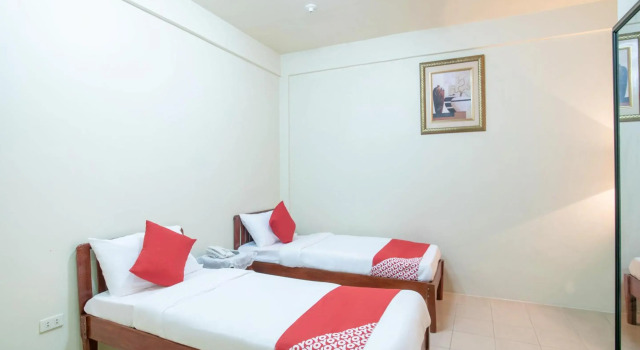 OYO 145 Conrado's Apartelle, Rezerwuj Hotel Tanie hotele w Paranaque