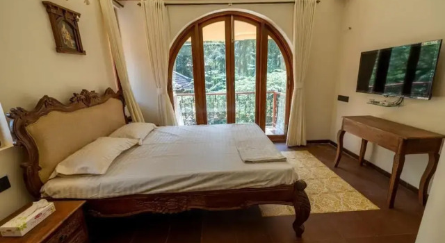 Номер Deluxe с балконом Ishaan Holiday Home