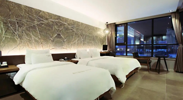 Люкс с видом на море Masan Almond Hotel