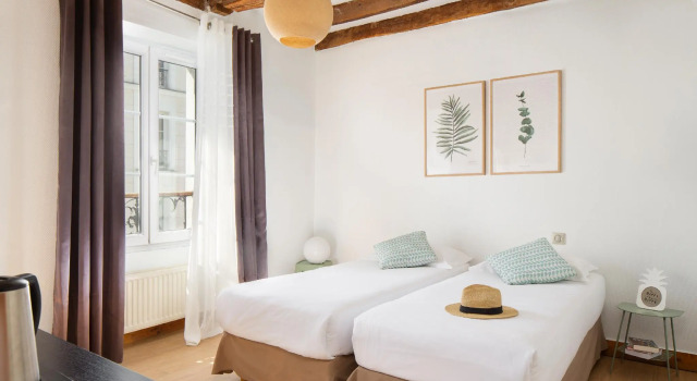 Двухместный номер Standard Le Village Montmartre