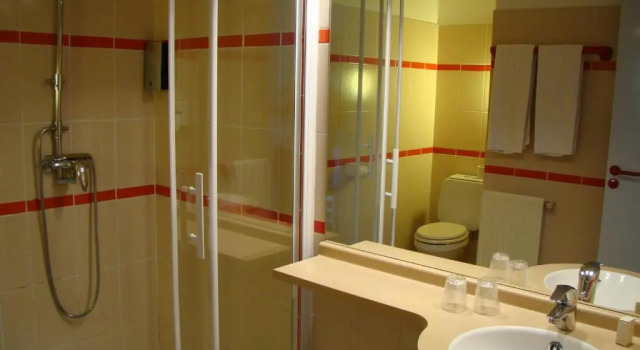 Одноместный номер Standard LOGIS Hôtel Le Moulin Des Gardelles
