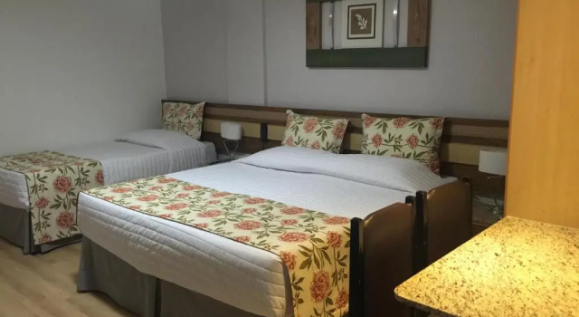 Номер Deluxe Laguna Plaza Hotel