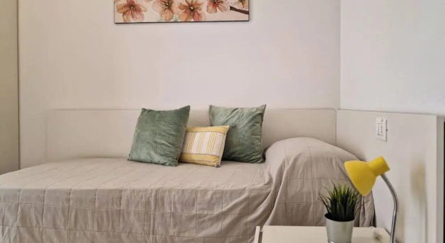 Апартаменты с 2 комнатами с балконом и с видом на сад Wonderful Holiday Home With Pool