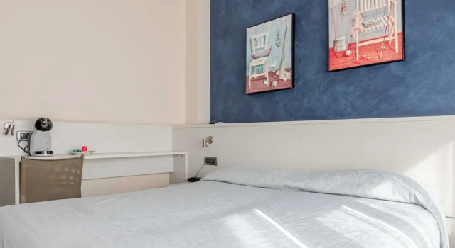 Hotel POSTA - Comfortable Stay in Ventimiglia, Забронировать Отель Отели в центре Вентимилья, в центре
