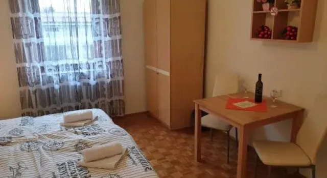 Saso Room