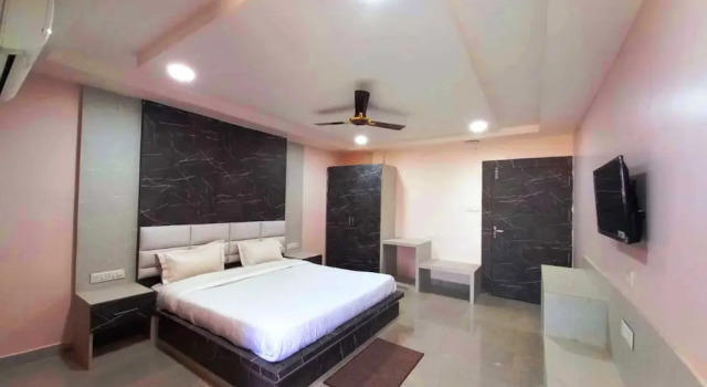 Nirmalya Inn