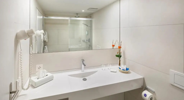 Двухместный номер Standard Newstar Hotel