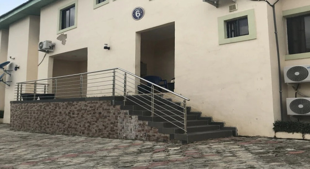 House Six Apartment, Prenota Appartamento Garki 
