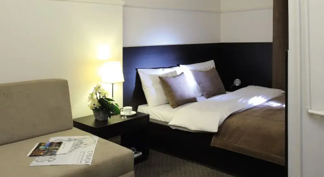 Номер Economy Booking Rooms
