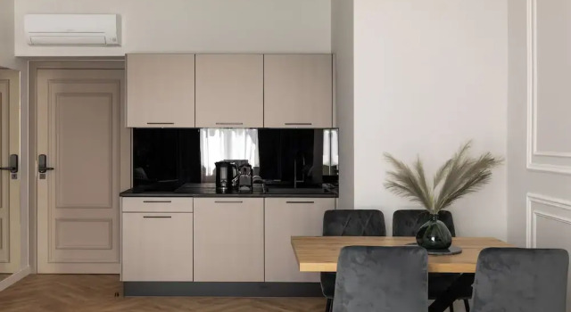 Апартаменты Deluxe c 1 комнатой OLD TOWN Charm & Chic by Downtown Apartments