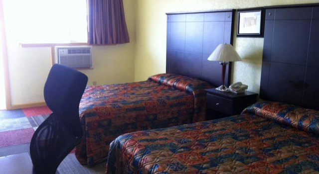 Value Lodge, Book Mini-hotel Hoteller i Alpine med parkering, Parkering