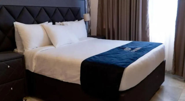 Студия Presidential Home Free Hotel