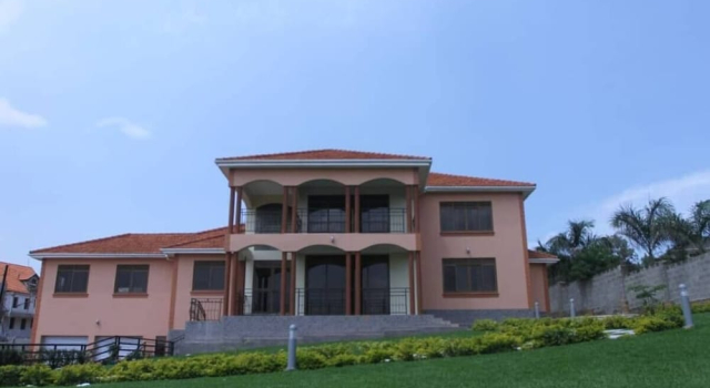 Precious Villas Lubowa, Забронировать Отель Любова Джинджа