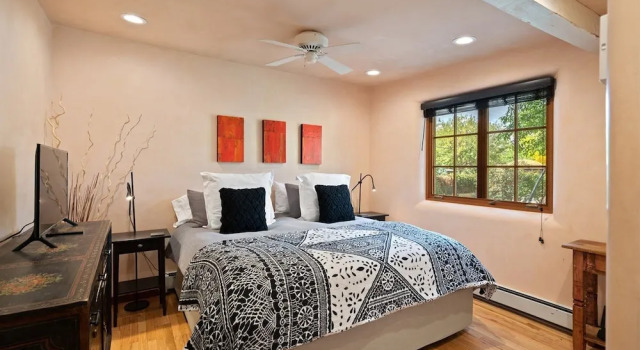 Коттедж Casita de las Aves - Unbeatable Location, Spacious Yard