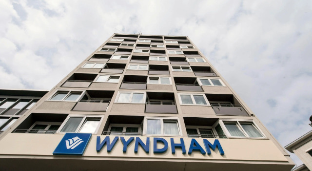 Wyndham Koeln, Забронировать Отель Бизнес-отели Старого города - Севера - Кельн, рядом с Cologne City Museum, 4* 5*