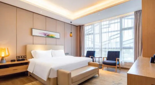 Люкс Business TsingTao Yu Hua Hotel