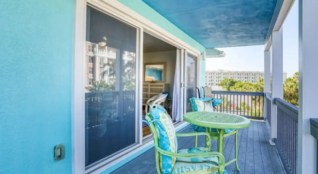 Коттедж Sunshine Lane by Distinctive Beach Rentals