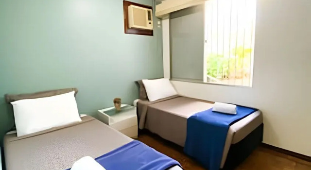 Casa 3 suites 1 quarto piscina AC 10 Hos
