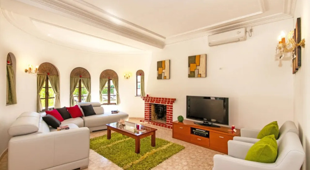 Villa Morais by Algarve Vacation, Buchen Sie Villa Guia Barlavento