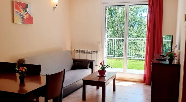 Апартаменты Comfort ApartHotel RIALB