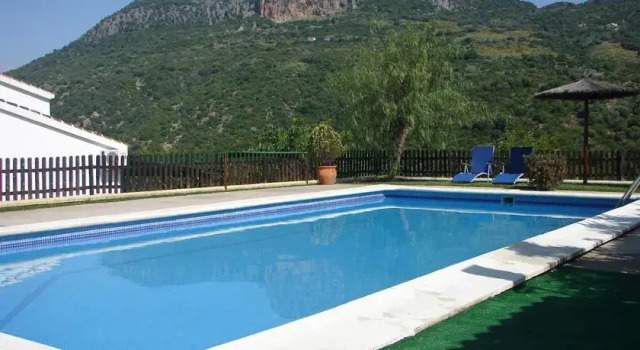 Casa Rural Haza De Los Fresnos, Забронировать Отель Убрике Sierra de Grazalema
