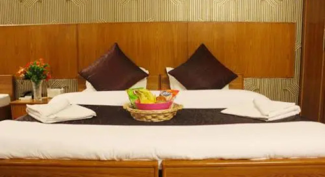 Hotel Delhi Marine Club C6, Забронировать Отель Отели Нью-Дели с завтраком, Завтраки