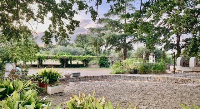 Fattoria Il Trullo Del Generale, Buchen Sie Hotel Alberobello Metropolitanstadt Bari
