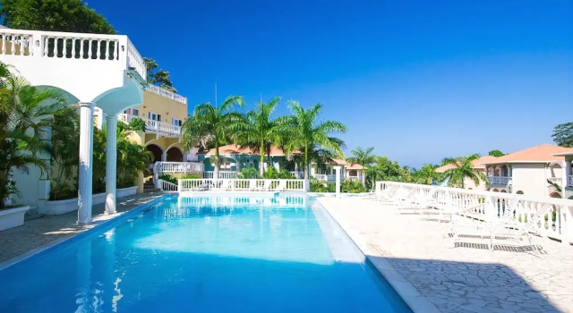 Sunset Villas 12I